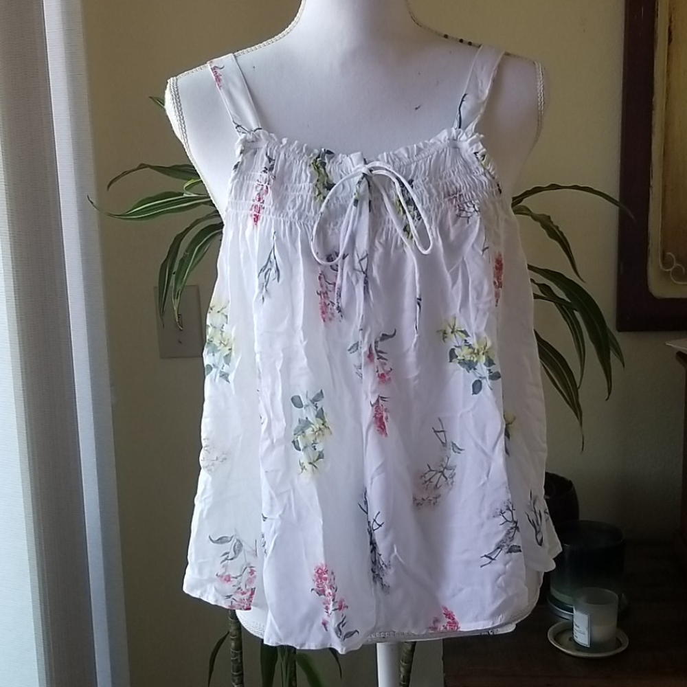 Anthropology dRA Los Angeles White Floral Blouse